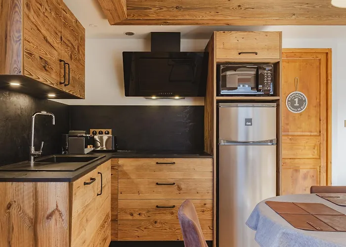 Pecles - 2ch Balcon Vue Gaillands 500m Centre 1km