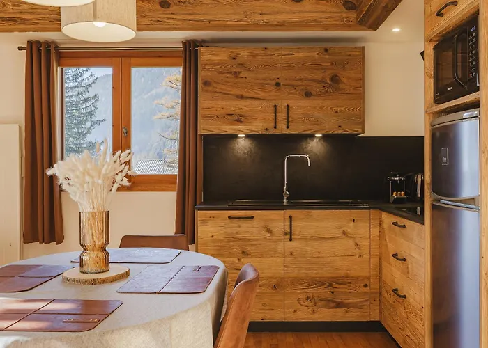 Pecles - 2ch Balcon Vue Gaillands 500m Centre 1km Appartement