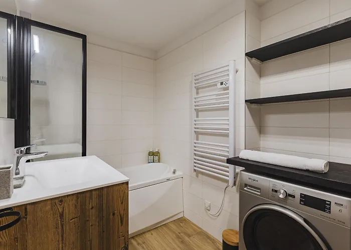 Pecles - 2ch Balcon Vue Gaillands 500m Centre 1km Appartement *