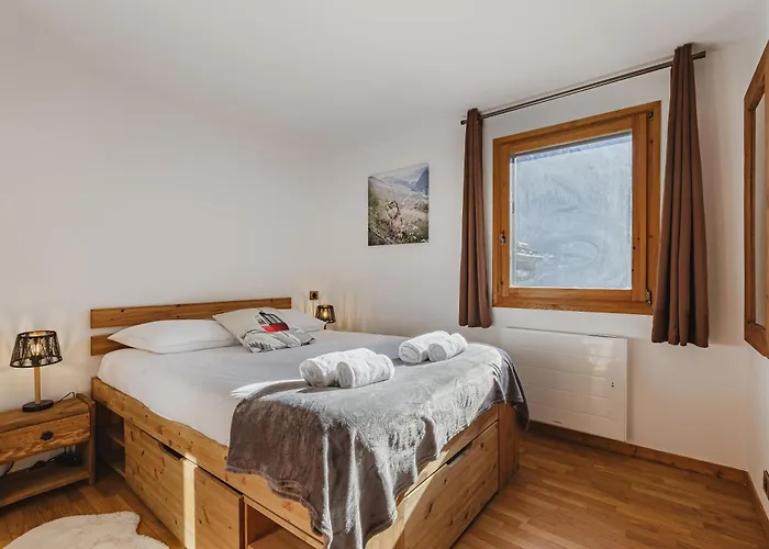 Pecles - 2ch Balcon Vue Gaillands 500m Centre 1km Appartement